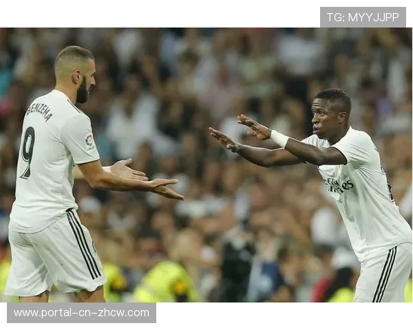 维尼修斯训练场对话阿韦洛亚，提议对队友罚款