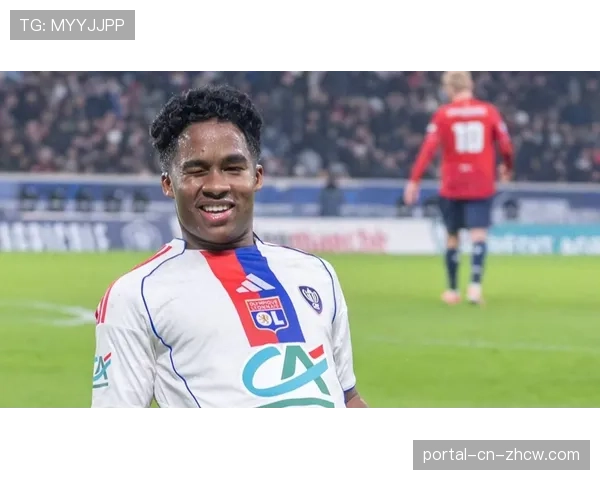 巴黎vs里昂半场战报：恩德里克传射建功，里昂2-0领先